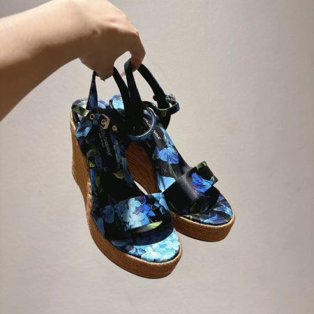 Dolce & Gabbana Straw Sandals - Image 2