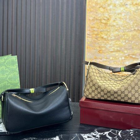 Gucci Jacket underarm bag - Image 1