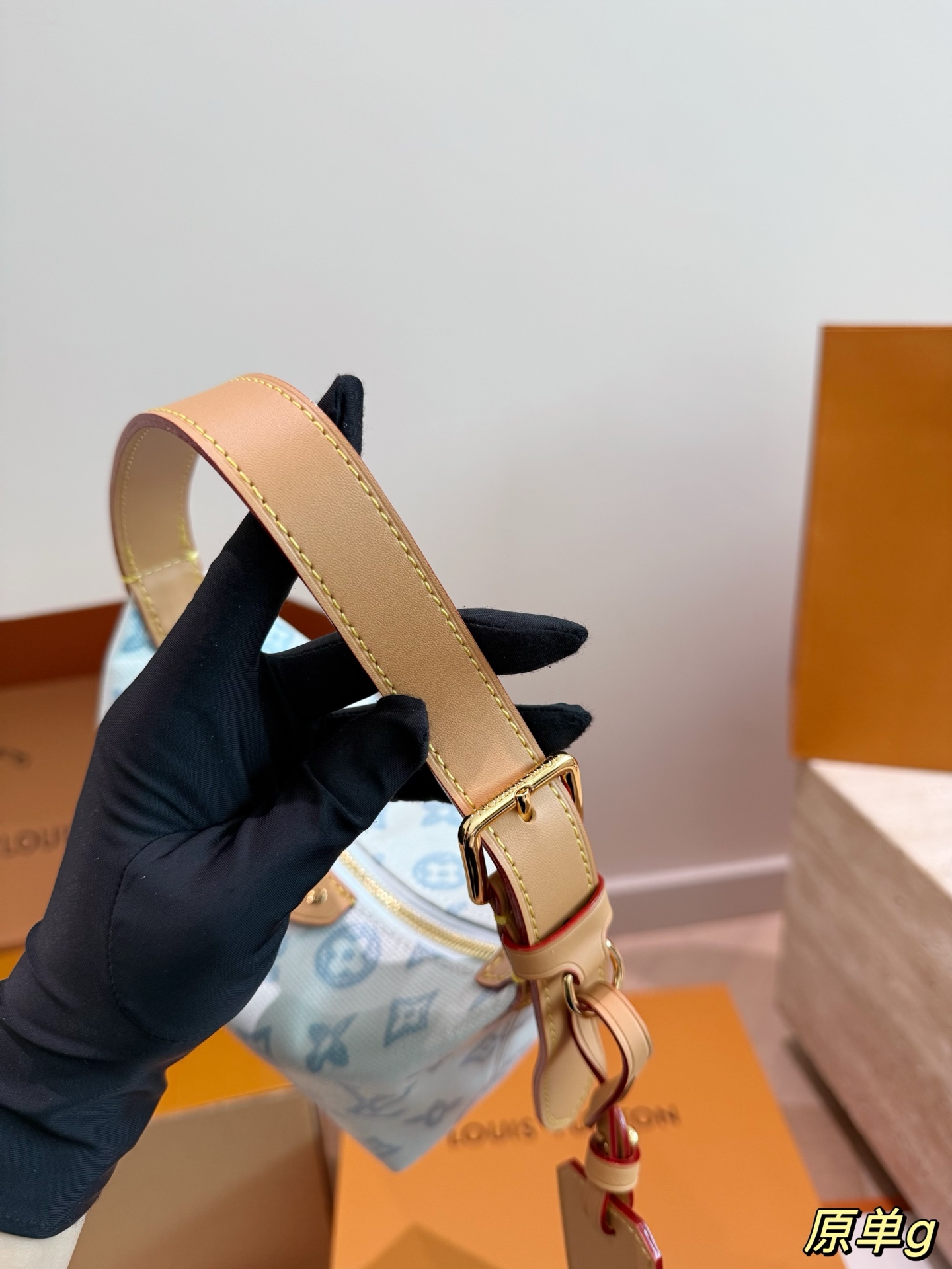LV Pochette Hills Other Monogram Bag - Image 2