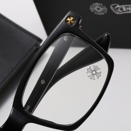 Chrome Hearts Fashionable Sunglasses - Image 9