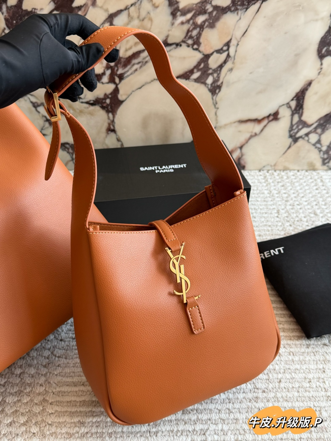 Saint Laurent Le 5 à 7 hobo Bag - Image 12