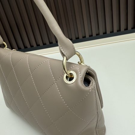 Chanel Large Flap Bag - Image 6