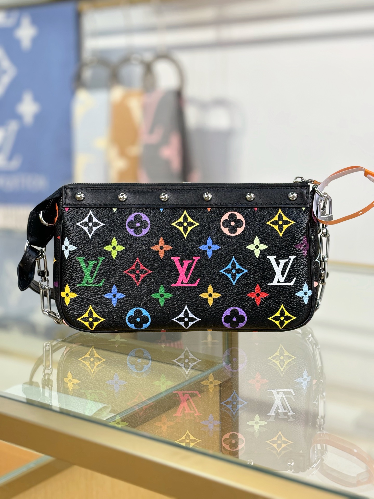 LV x TM Pochette Accessories Top Quality - Image 8