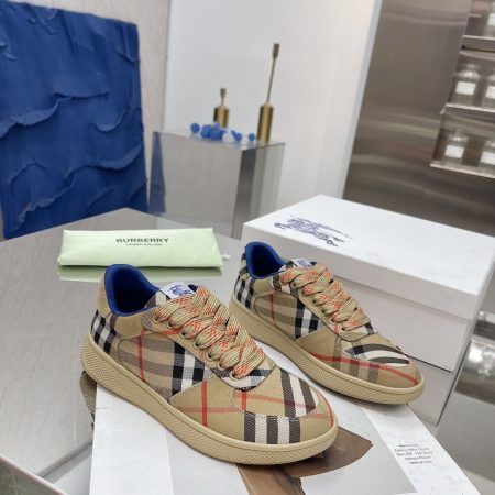 Burberry Couple's Casual Sneakers - Image 2