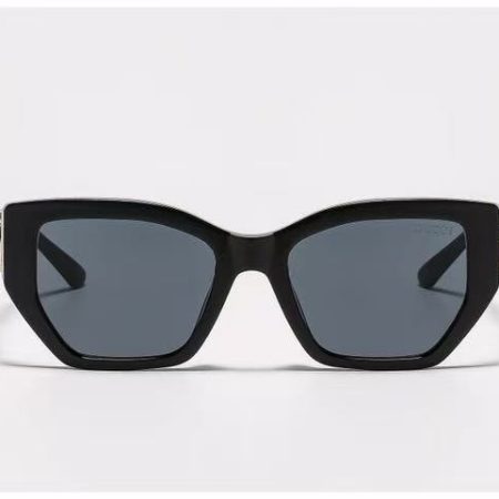 Gucci Fashionable Sunglasses - Image 7