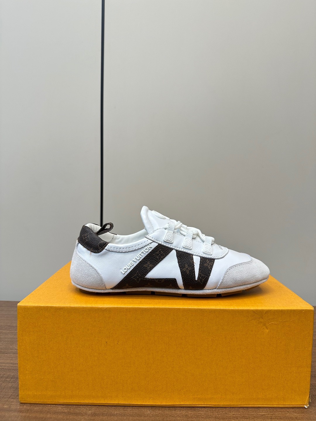 LV Sneakerina Casual Shoes - Image 5