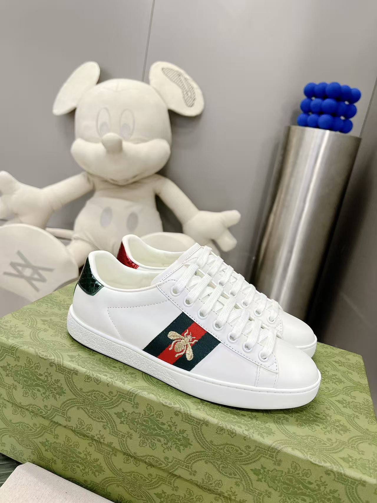 Gucci Ace Sneaker White Leather With Bee - Image 1