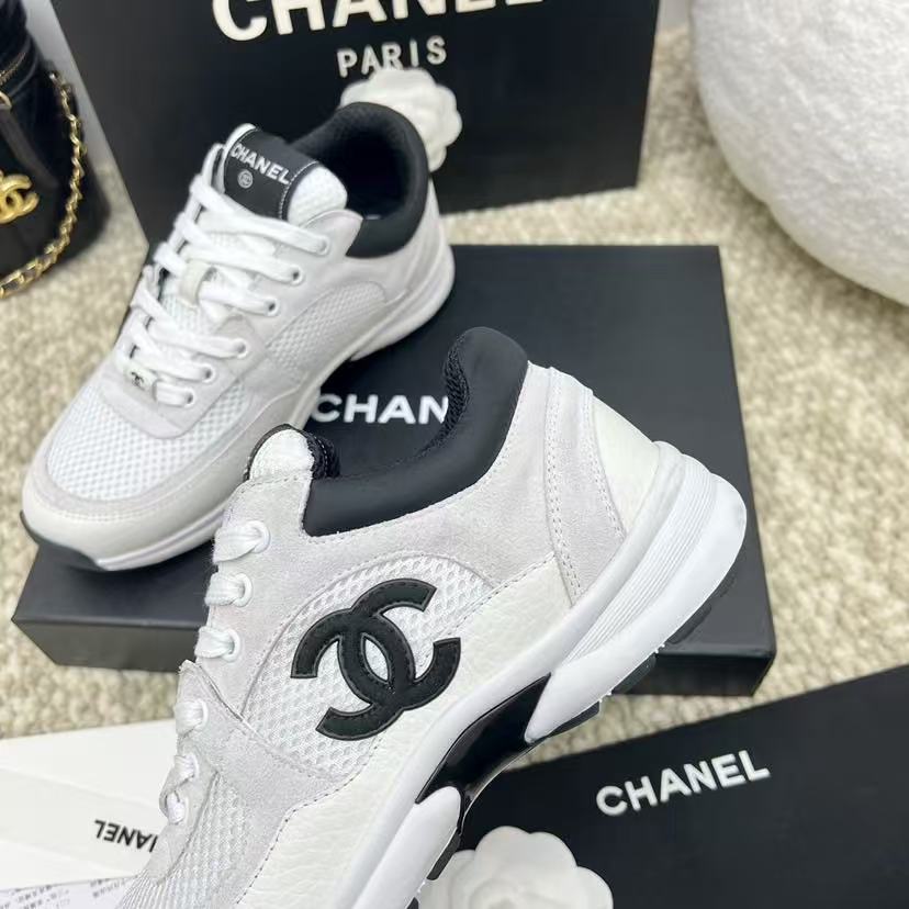 Chanel Sneakers White - Image 3