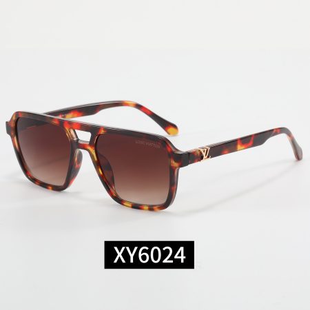 LV Fashionable Sunglasses - Image 3