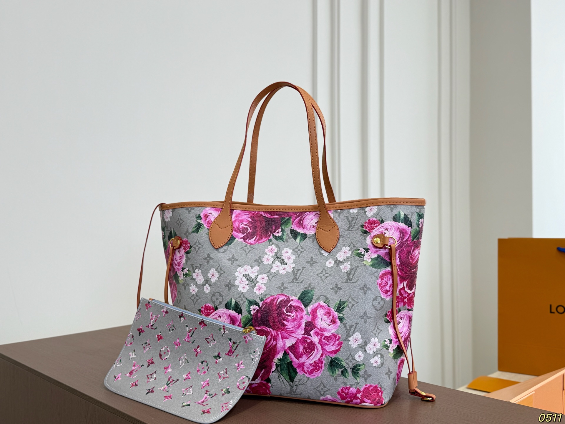 LV Neverfull Bag - Image 2