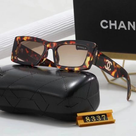Chanel Fashionable Sunglasses - Image 4