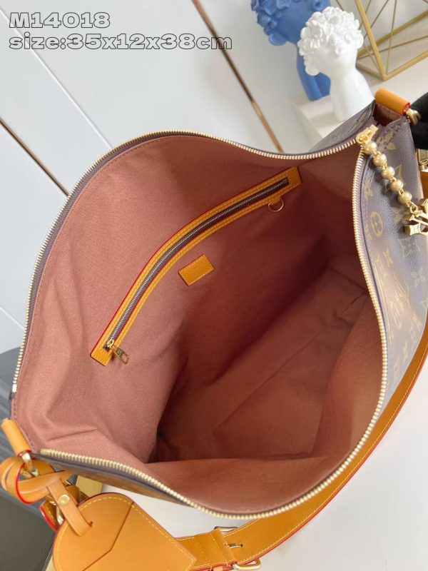LV Monogram Archive Vakabond Hobo