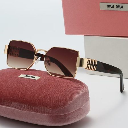Miu Miu Fashionable Sunglasses - Image 3
