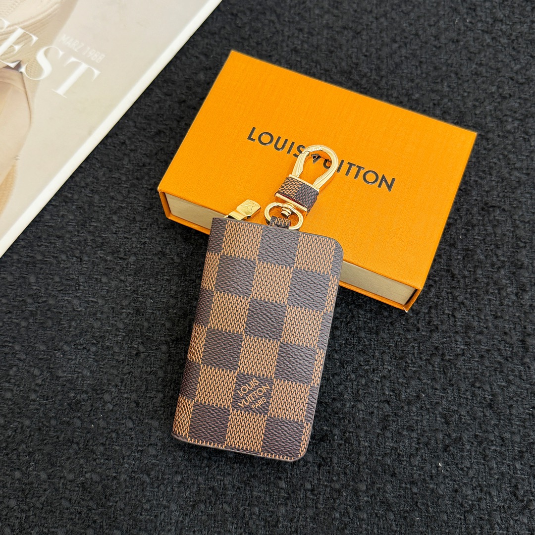 LV Keychain for car keys - Image 4