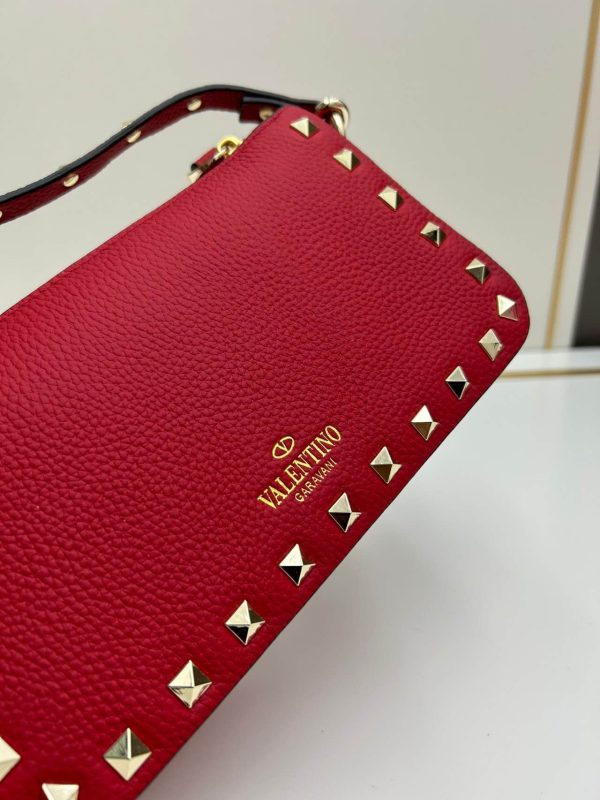 Valentino Garavani Rockstud Shoulder Bag Women Red