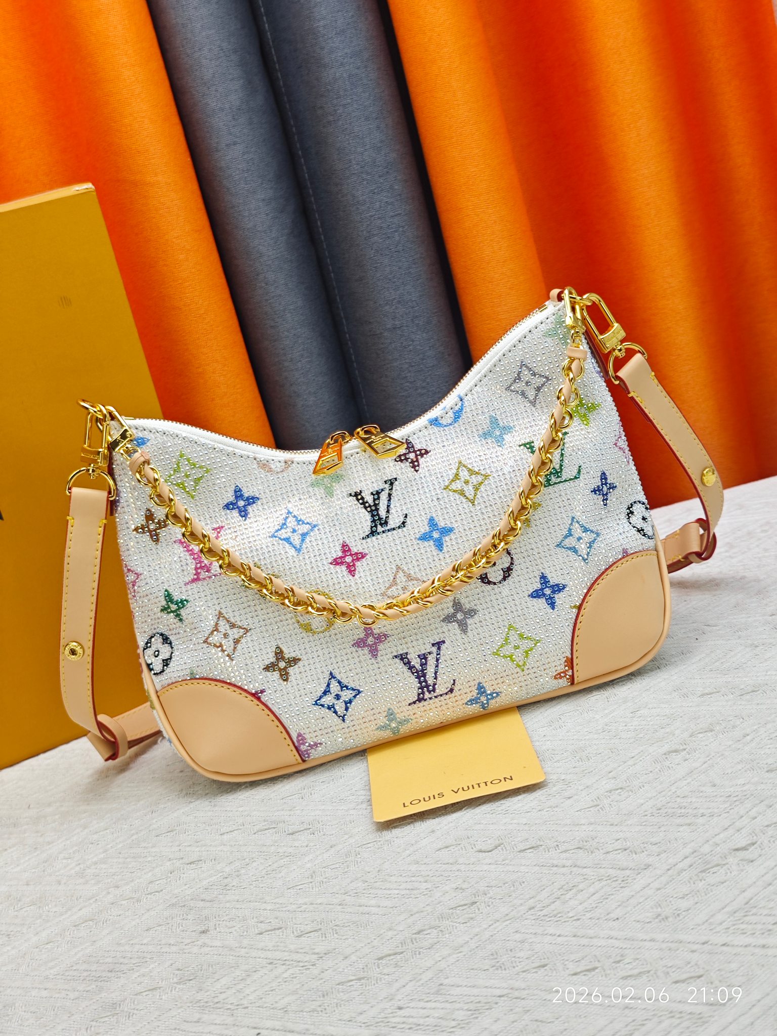 LVxTM Diane Bag - Image 1
