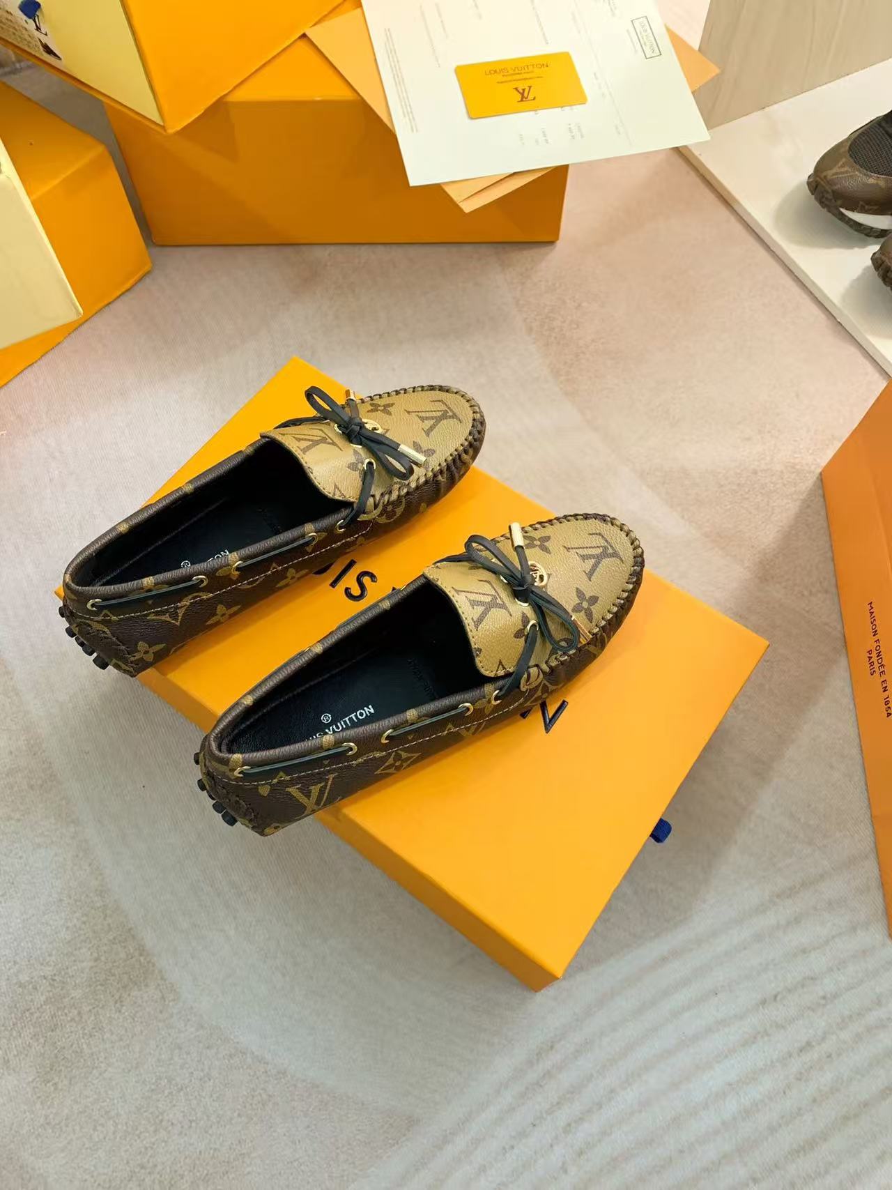 LV Gloria Flat Loafers - Image 4