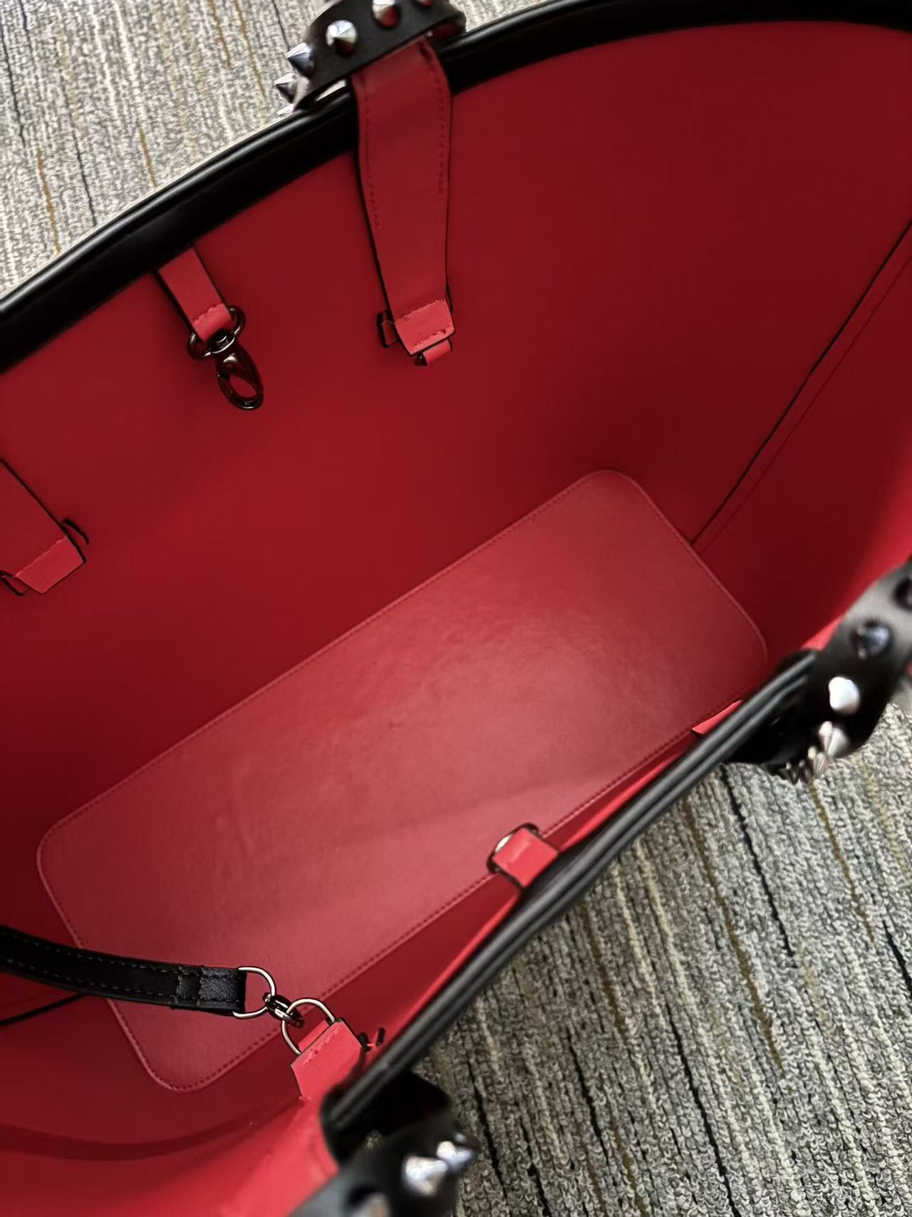 Christian Louboutin Tote Bag - Image 4