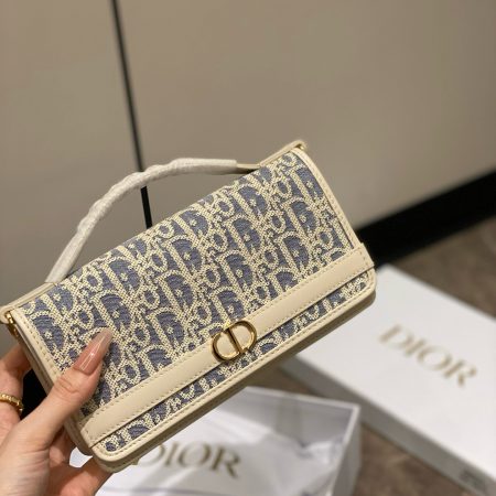 Dior Shoulder Bag - Image 2