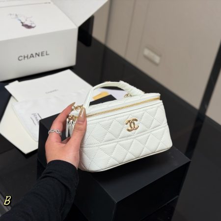 Chanel Long Vanity With Chain Bag - Image 2