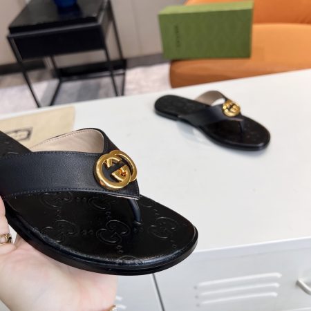Gucci Interlocking G Thong Sandals - Image 6