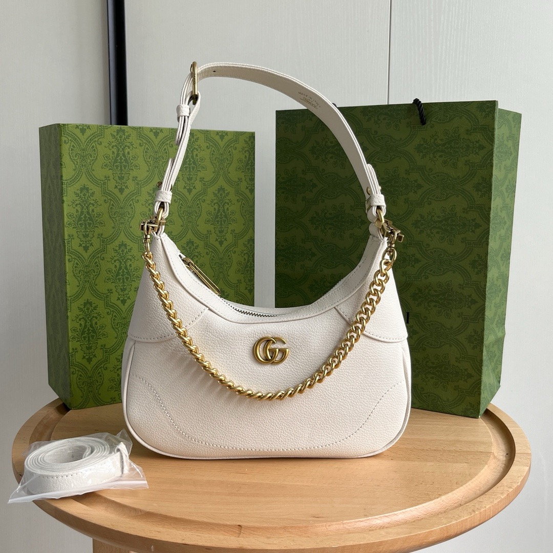 Gucci Crescent Bag - Image 2