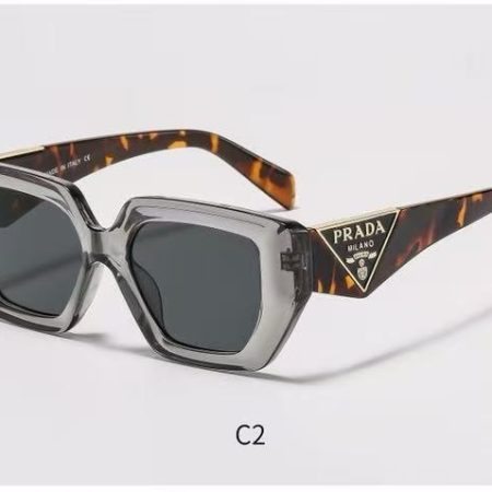 Prada Fashionable Sunglasses - Image 5