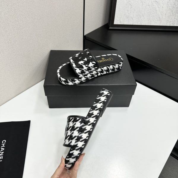 Chanel Women's CC Slide Sandals