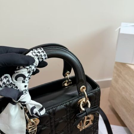 Dior Medium Lady Dior My ABC Dior Bag with bow - Image 8