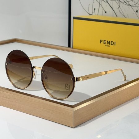 Fendi  Lightweight Round Sunglasses Top quality - Image 4