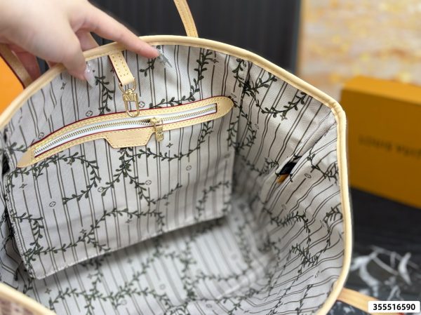 LV Neverfull Tote Bag
