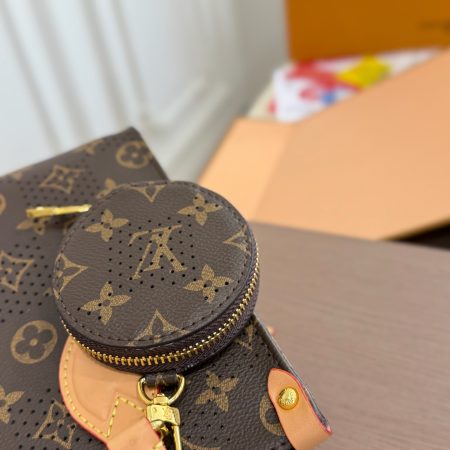 LV-Tote-Bag - Image 6