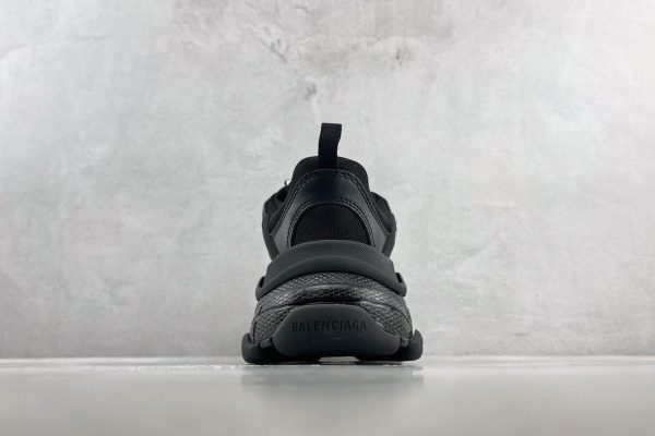 Balenciaga Triple S Clear Sole Sneakers Black Mirror Version 10A