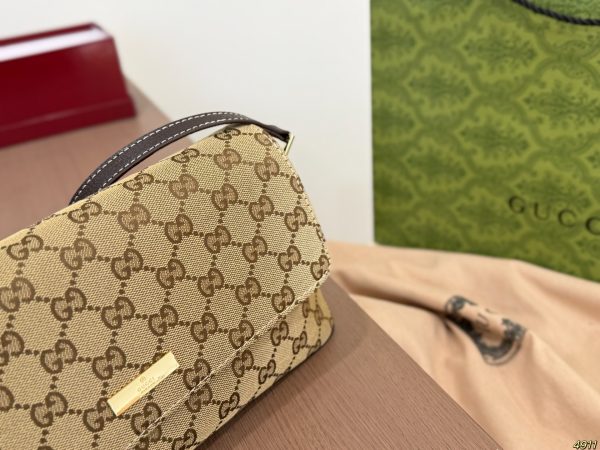 Gucci Underarm Bag