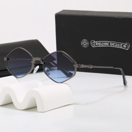 Chrome Hearts Fashionable Sunglasses - Image 4
