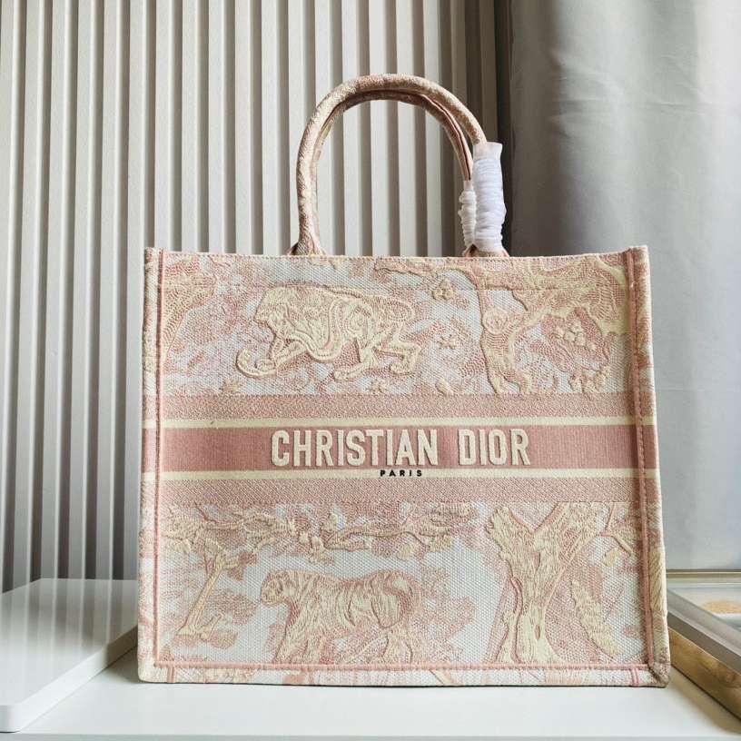 Dior Medium Book Tote - Image 10