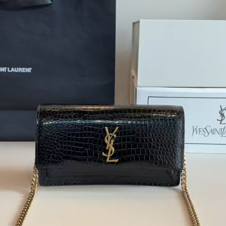 Saint Laurent LouLou Envelope Bag