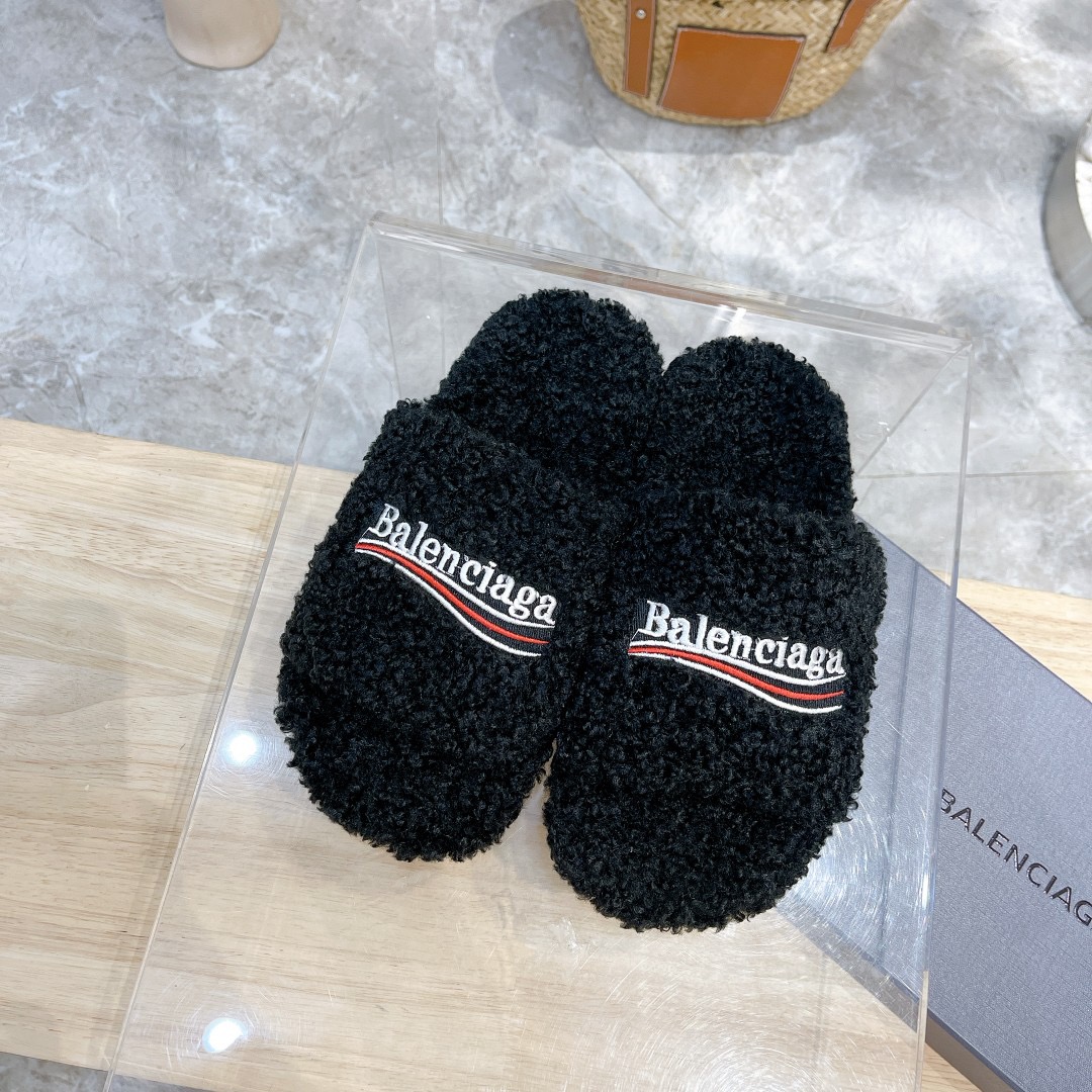 Balenciaga Fall/Winter Fur-Lined Slippers - Image 1