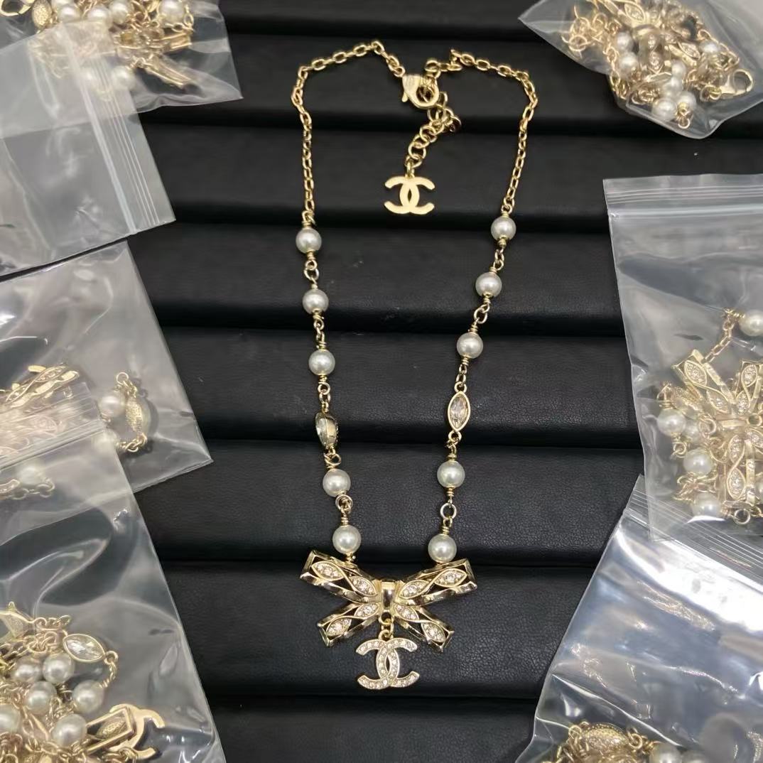 Chanel Pearl Necklace - Image 2