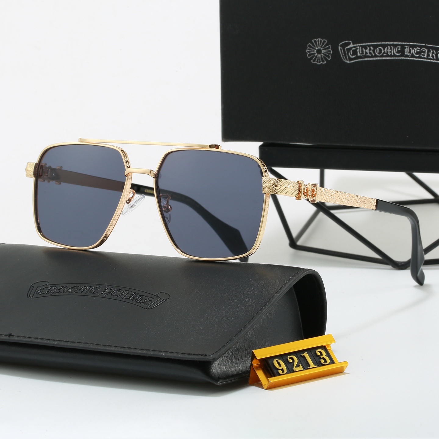 Chrome Hearts Fashionable Sunglasses - Image 4