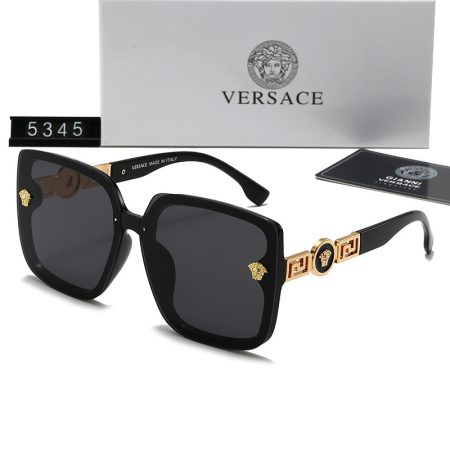 Versace Fashionable Sunglasses - Image 5
