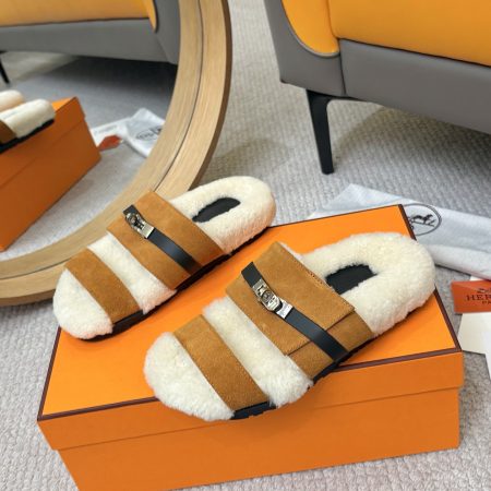 Hermès Furry Slippers - Image 4