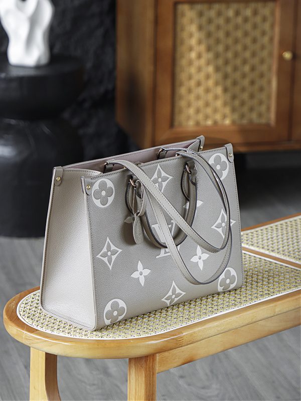 LV OnTheGo MM Bicolor Monogram Empreinte Bag - Top Quality