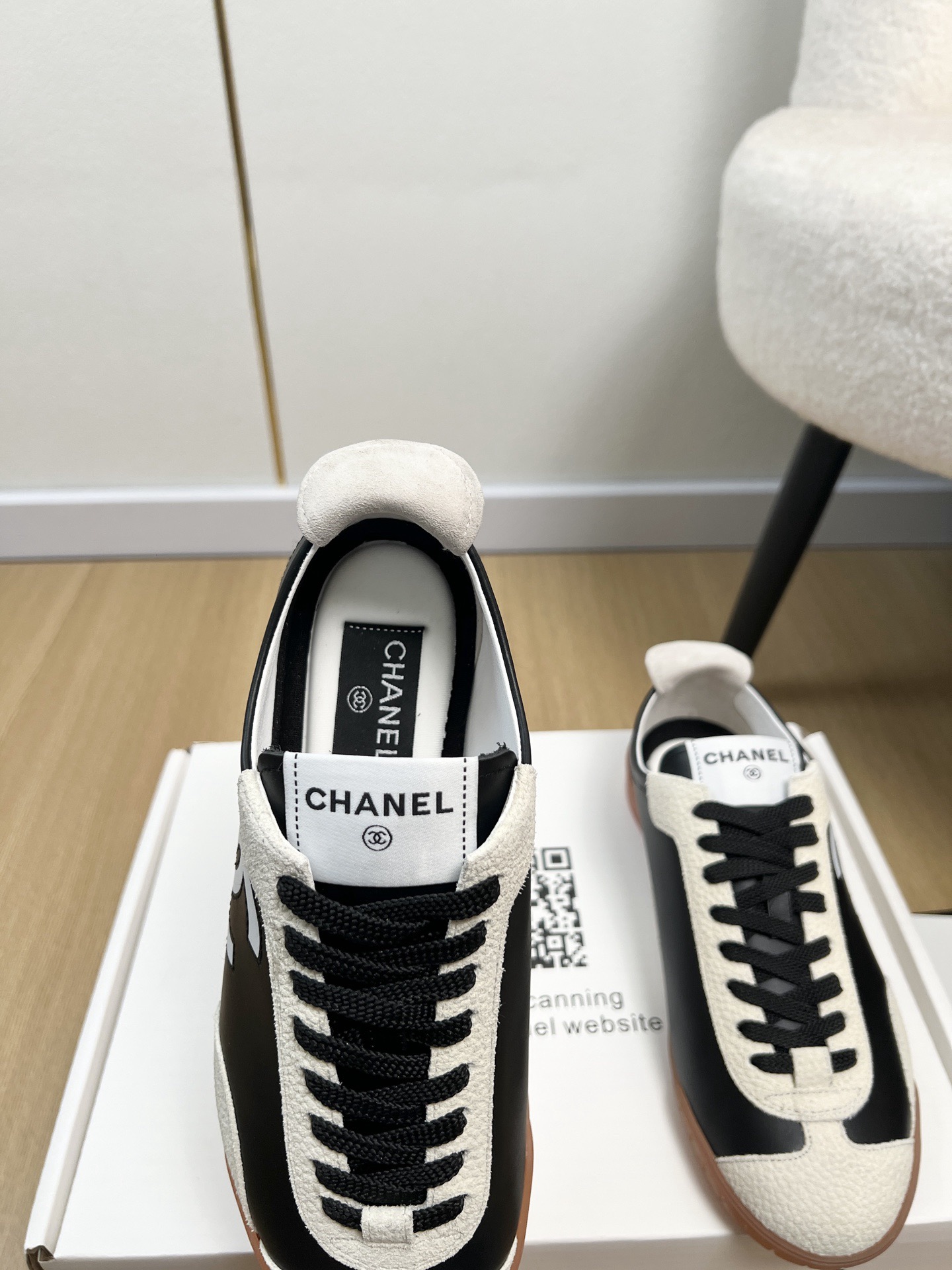 Chanel Calfskin Embossed Suede Womens CC Sneakers - Image 8