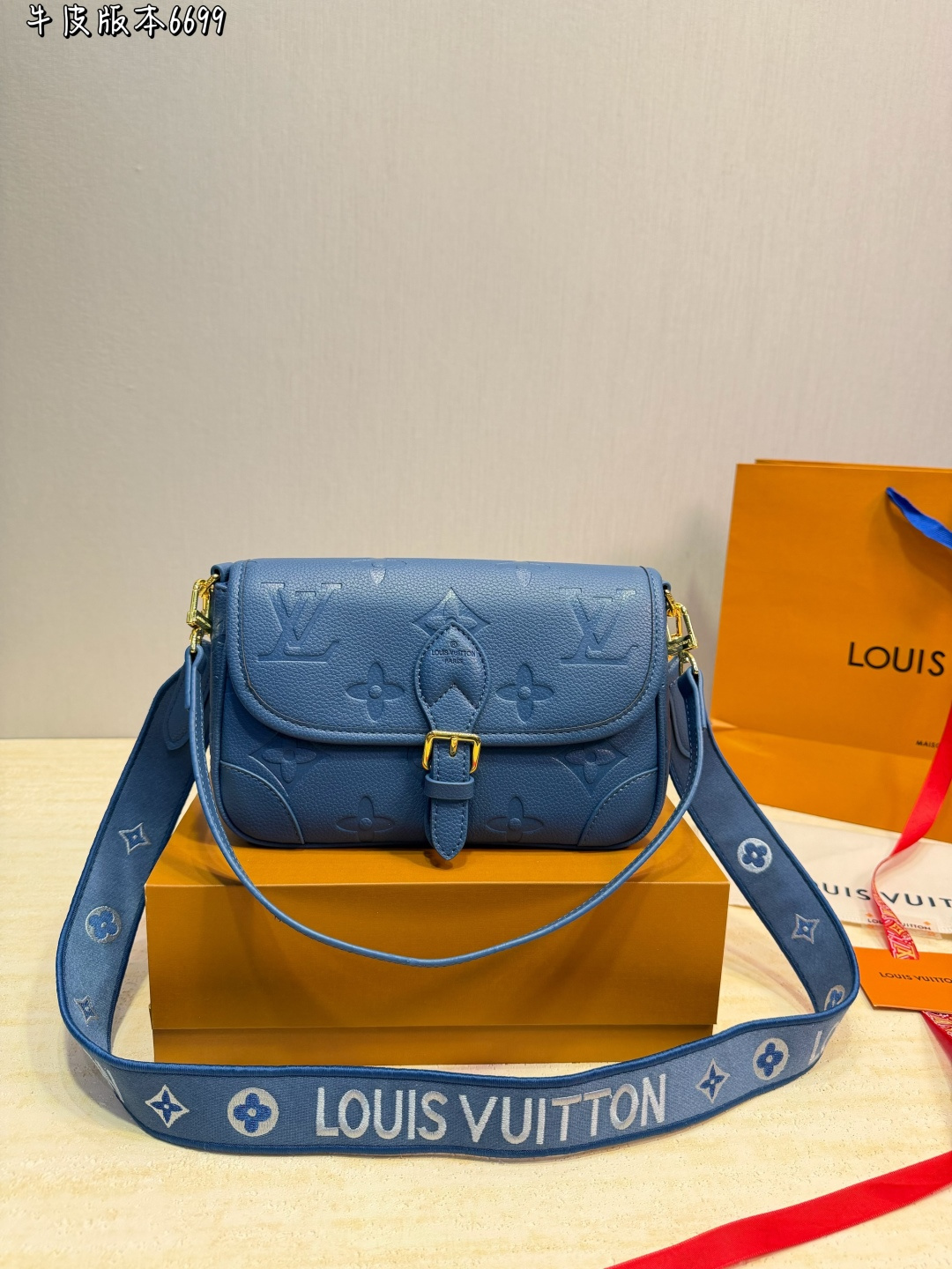 LV Diane Monogram Empreinte Bag - Image 5