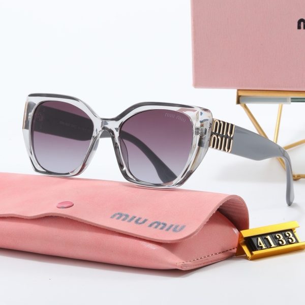 Miu Miu Fashionable Sunglasses