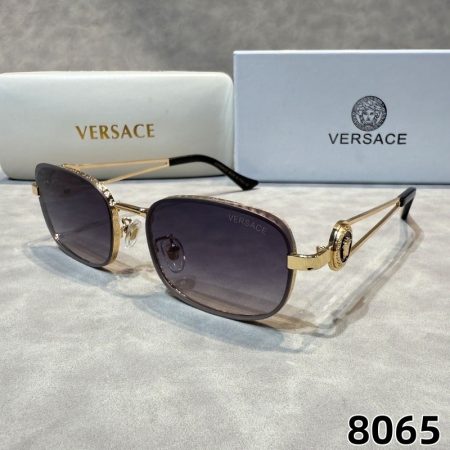 Versace Fashionable Sunglasses - Image 3