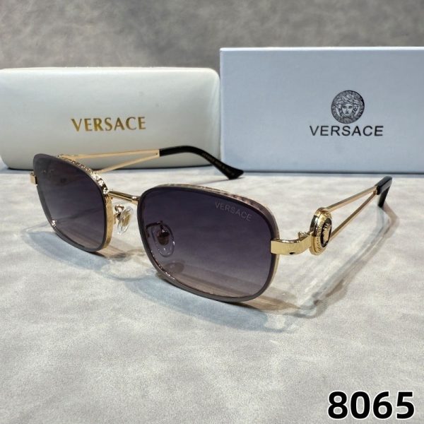 Versace Fashionable Sunglasses