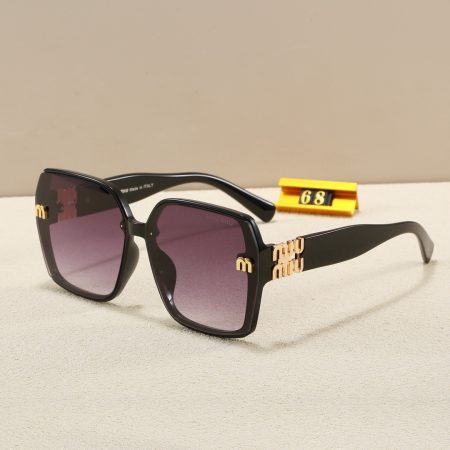 Miu Miu Fashionable Sunglasses - Image 6