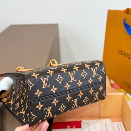 LV Tote Bag Limited Edition onthego - Image 7